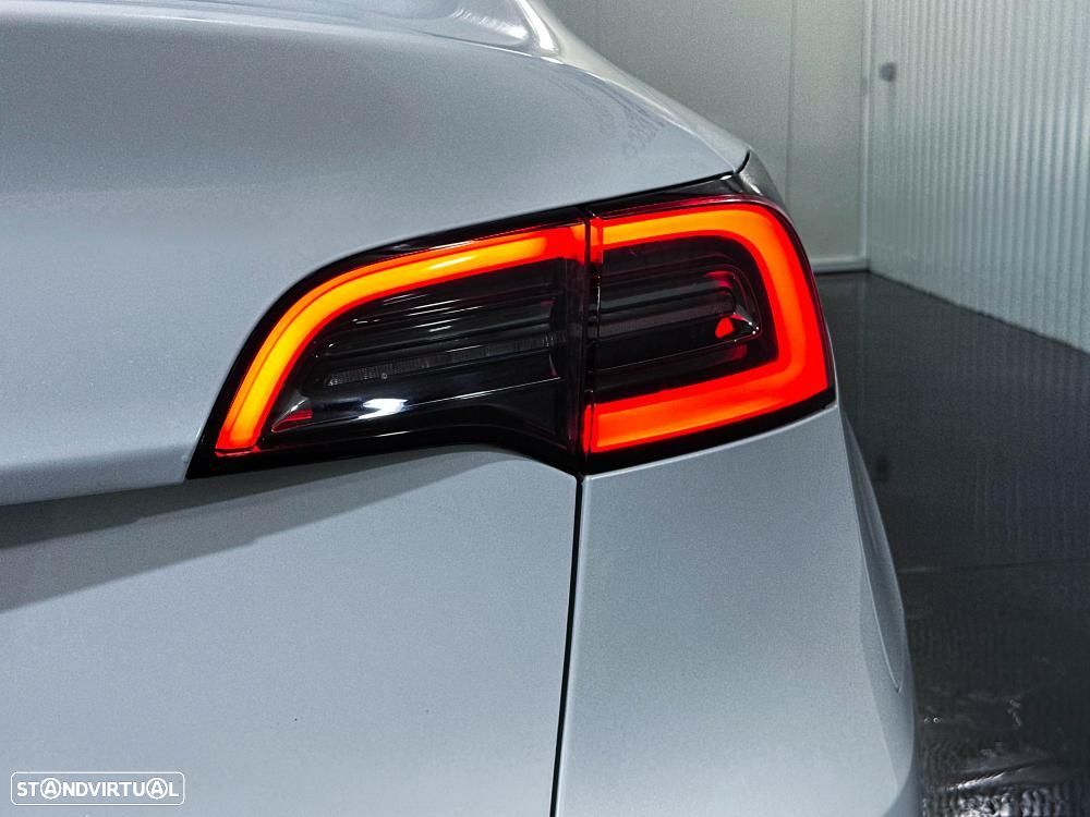 Tesla Model Y Standard - 36