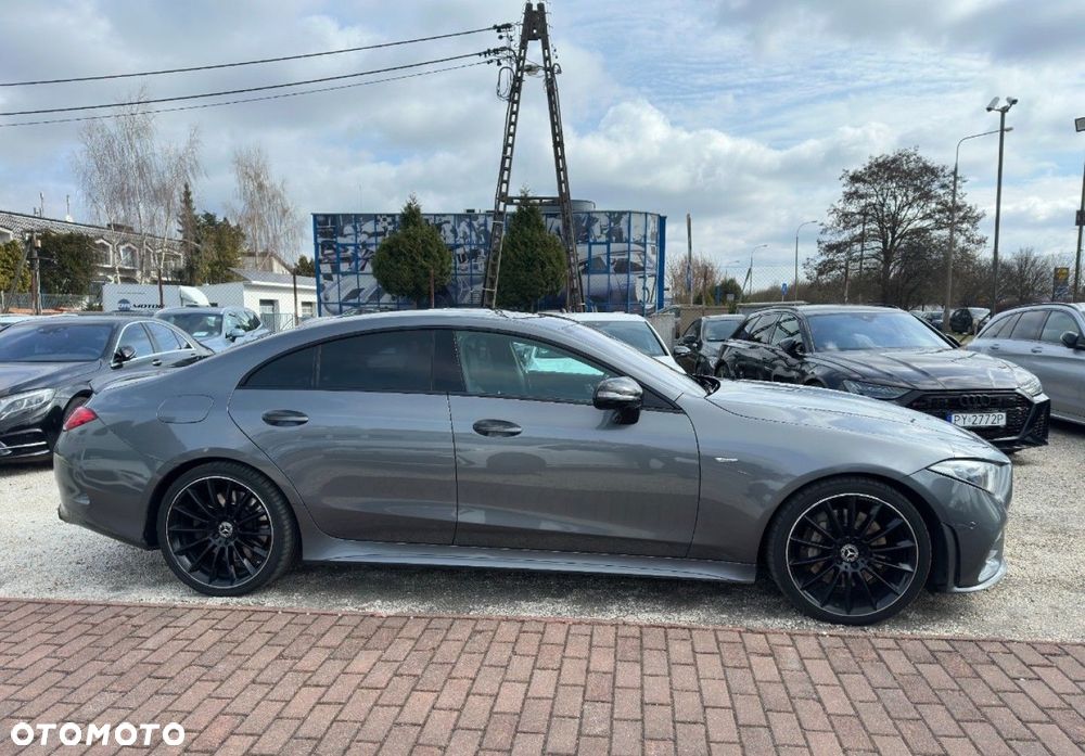 Mercedes-Benz CLS - 4