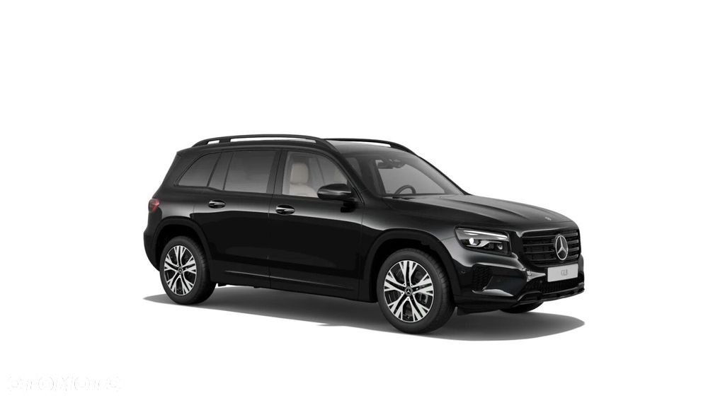 Mercedes-Benz GLB - 15