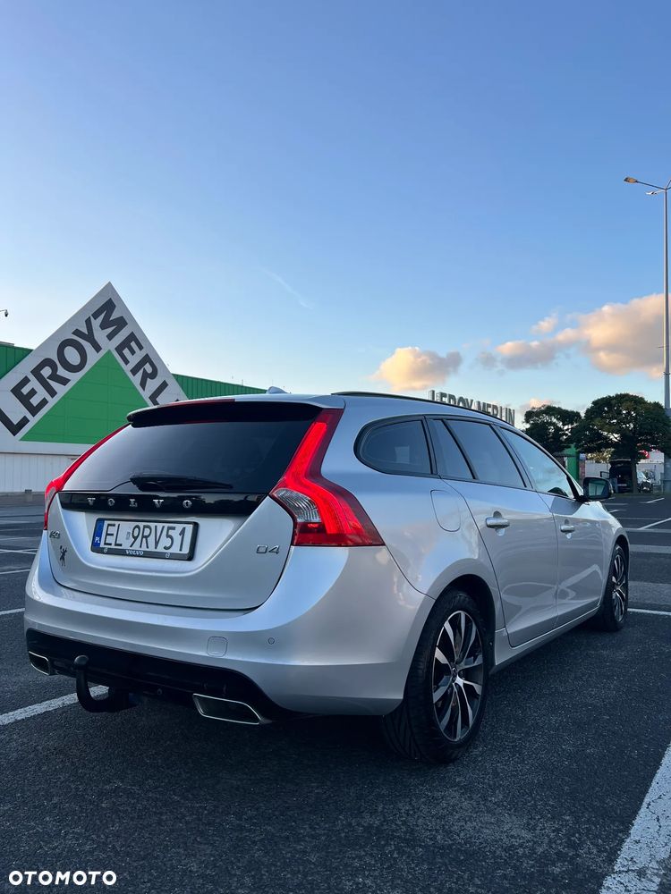 Volvo V60 D4 Geartronic Linje Svart - 6