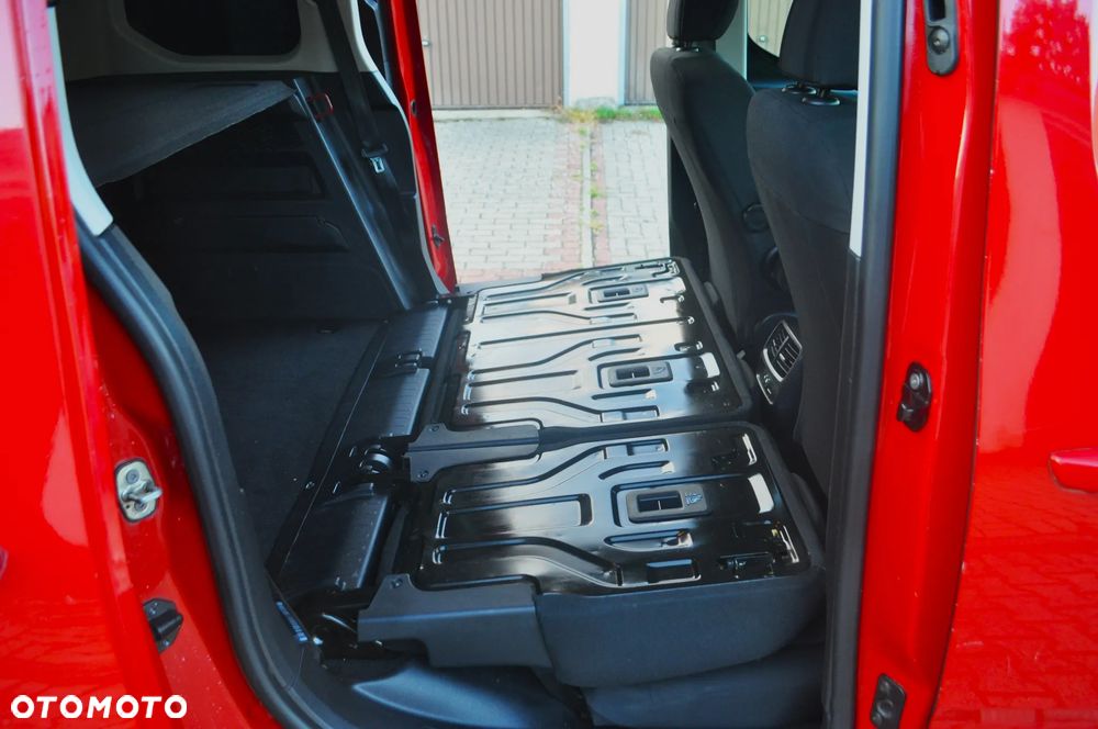 Opel Combo 1.2 Turbo Start/Stop Edition - 30