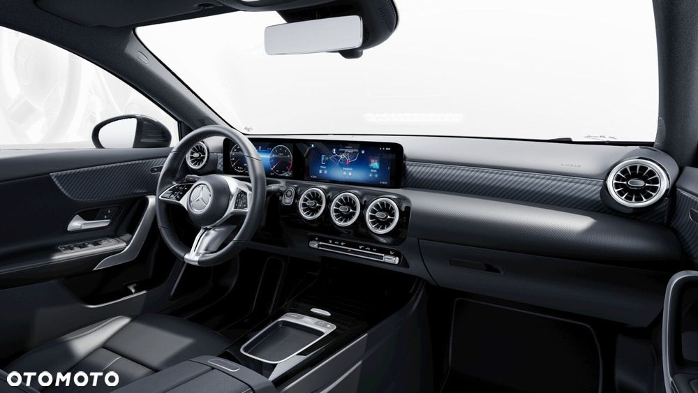 Mercedes-Benz Klasa A 200 Progressive 7G-DCT - 11