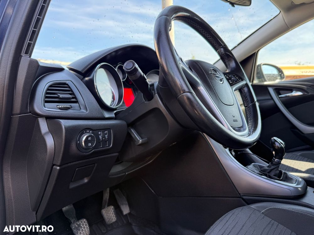 Opel Astra 1.4 Turbo ECOTEC Start/Stop Enjoy - 11