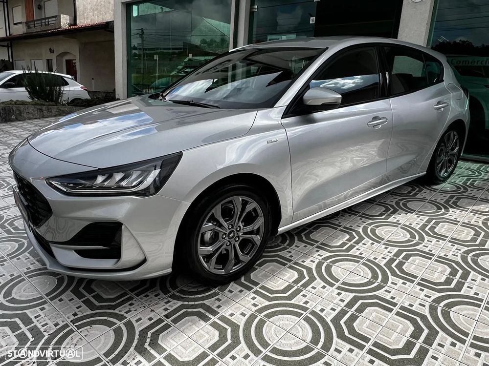Ford Focus 1.0 EcoBoost MHEV ST-Line - 22