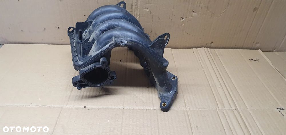 Kolektor ssący Citroen C3 I 1.1 8V 9686926180 - 3