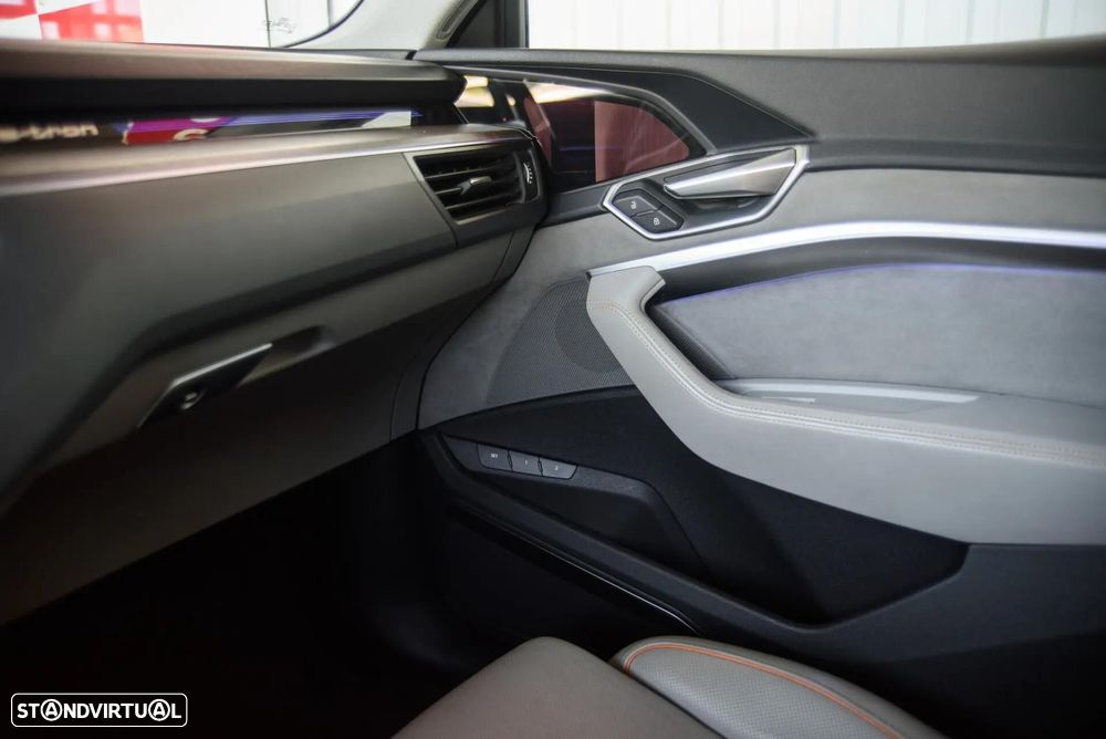 Audi e-tron 55 quattro - 45