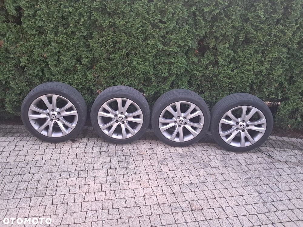 Skoda Superb 1.8 TSI Business DSG - 22