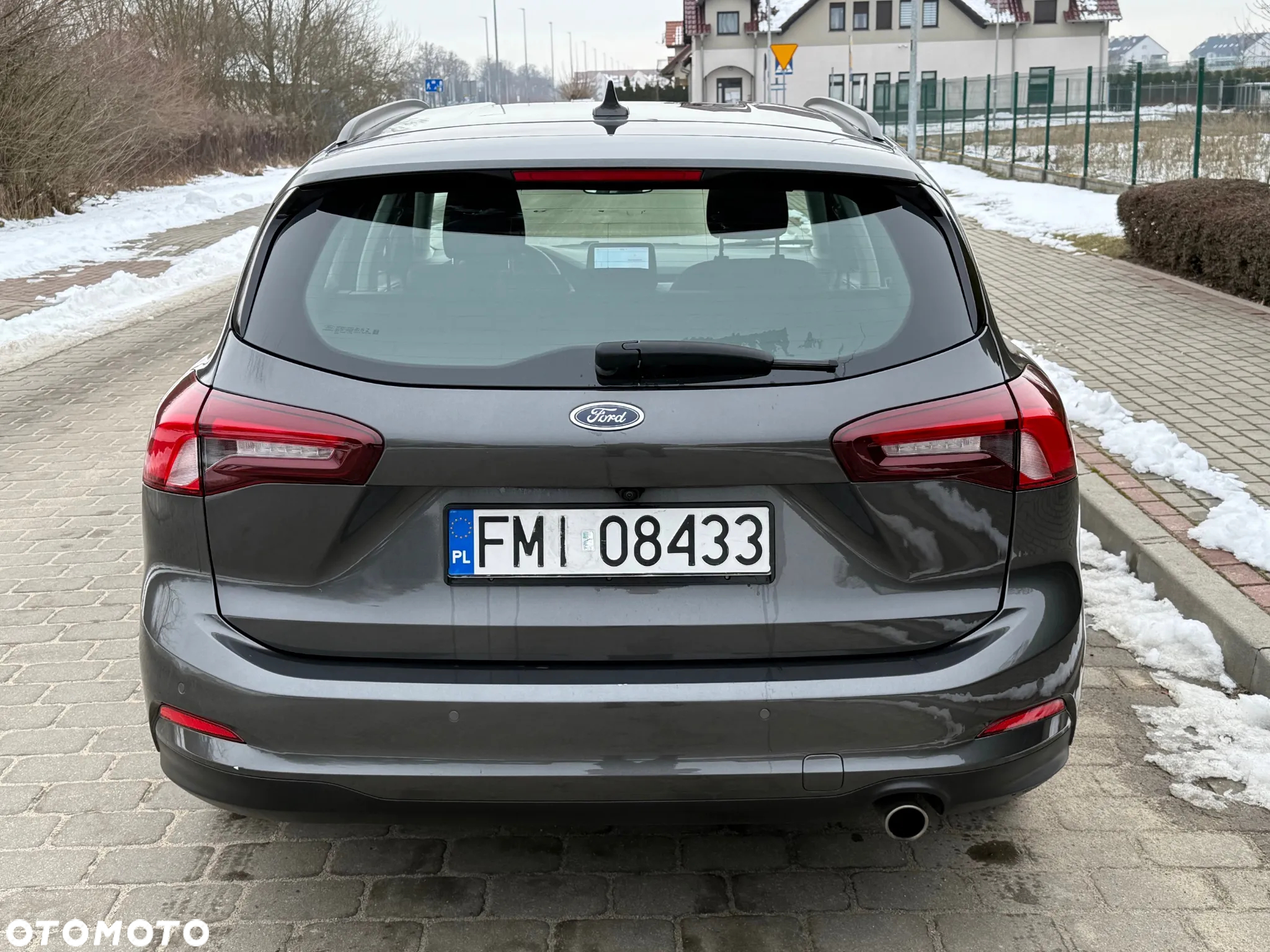 Ford Focus - 8