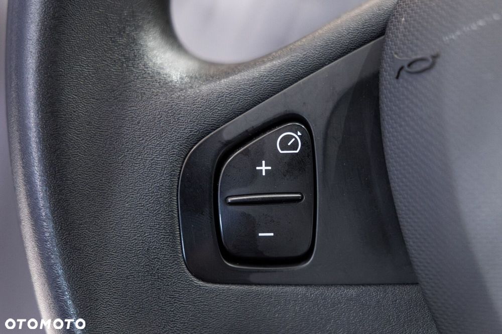 Renault Clio 1.2 16V Life EU6 - 36