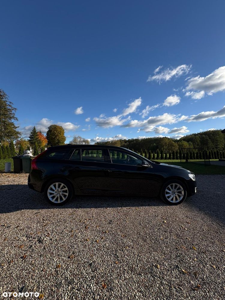Volvo V60 D2 Drive-E Momentum - 6
