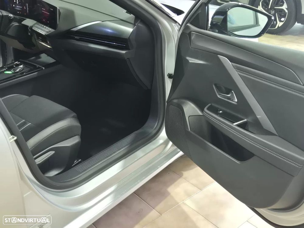 Opel Astra Sports Tourer 1.2 T GS Line Aut. - 15