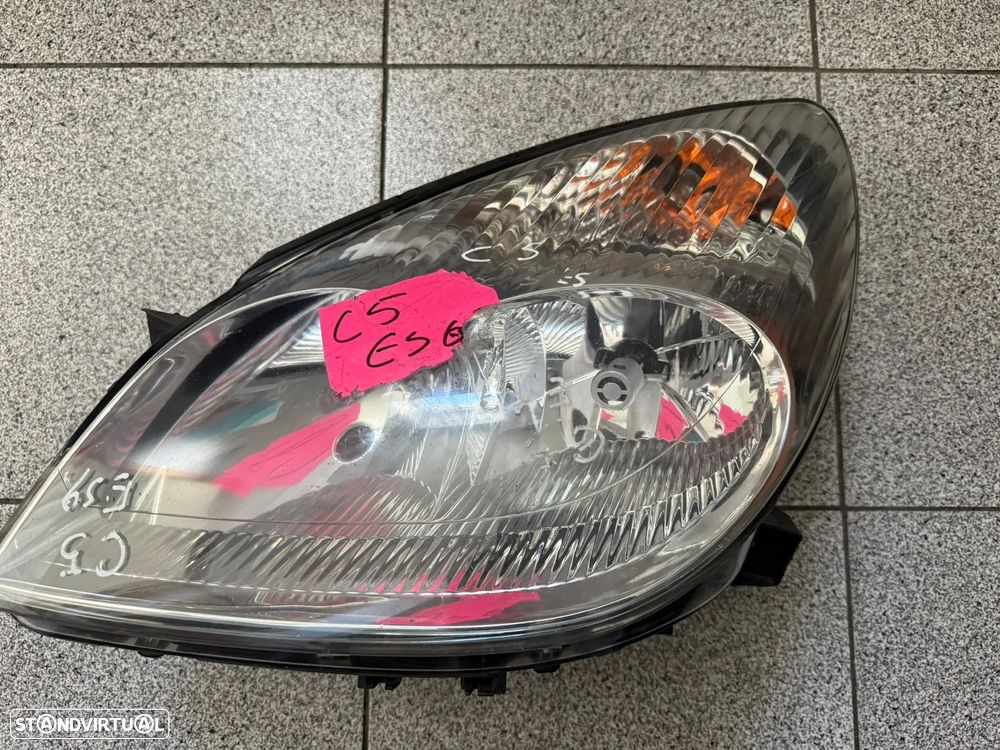 Farol citroen c5 esquerdo - 1