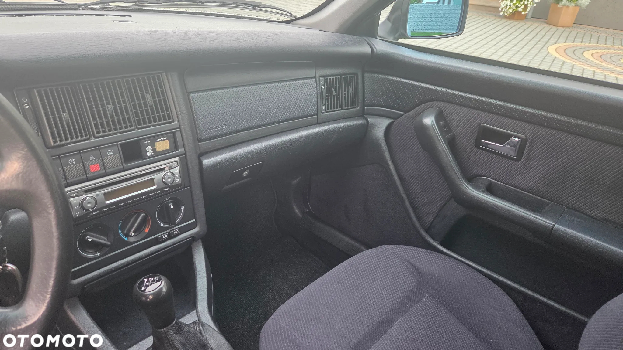 Audi 80 2.0 E - 7