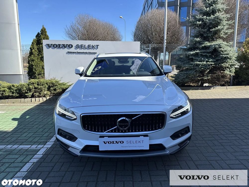 Volvo V90 Cross Country B5 B AWD Ultimate - 9