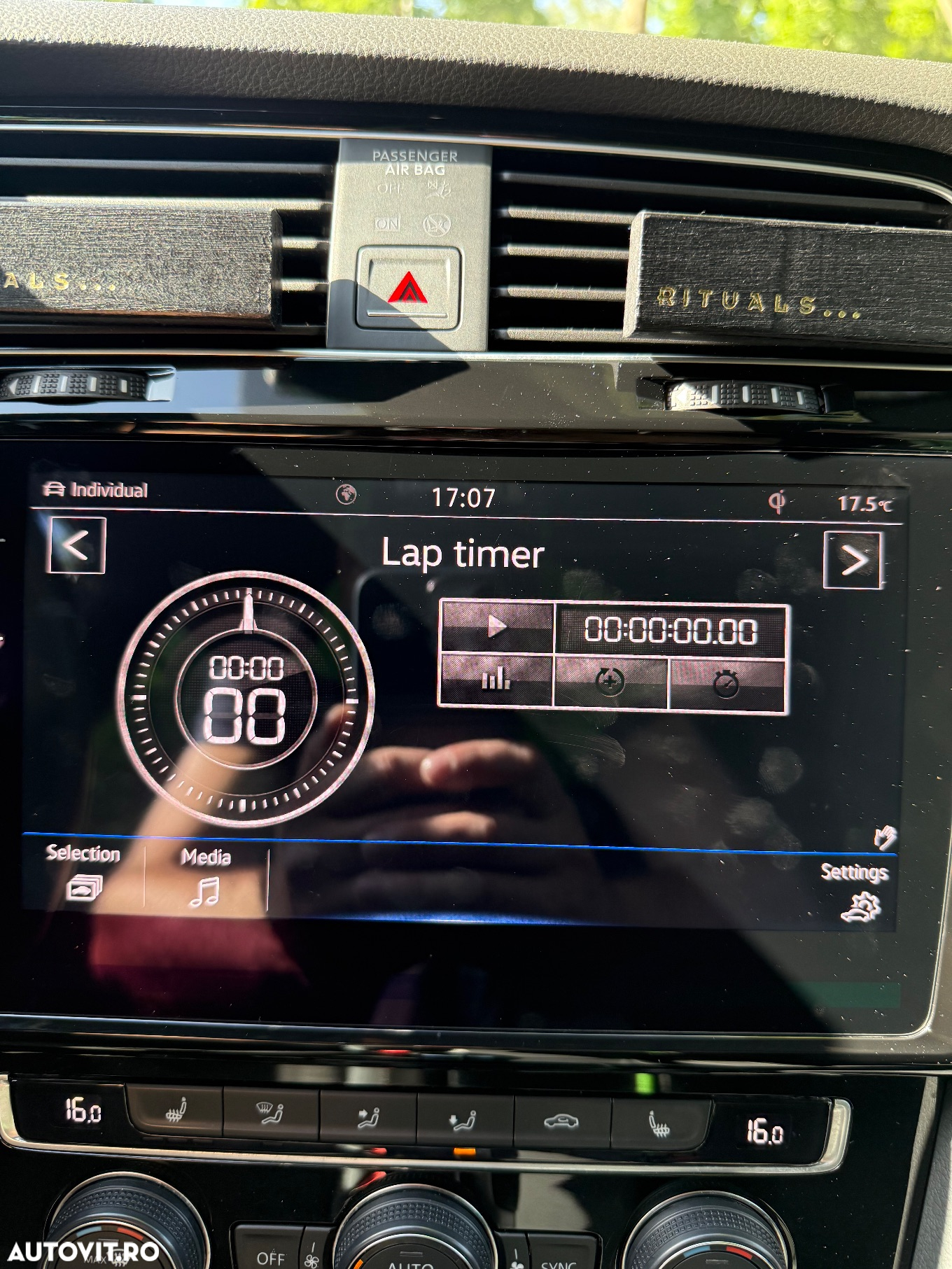 Volkswagen Golf 2.0 TSI DSG R - 15