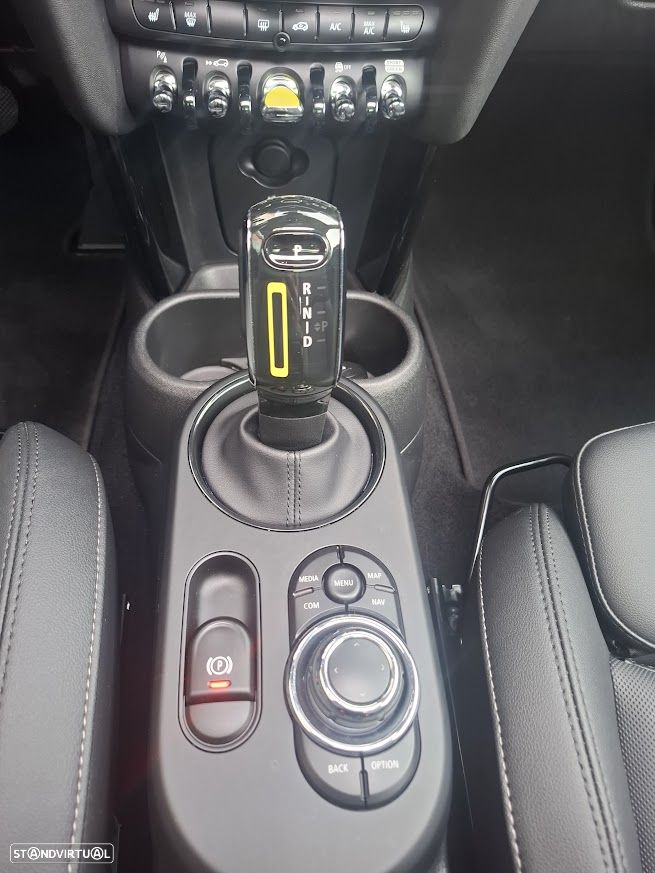 MINI 3 Portas Cooper SE Yours - 11