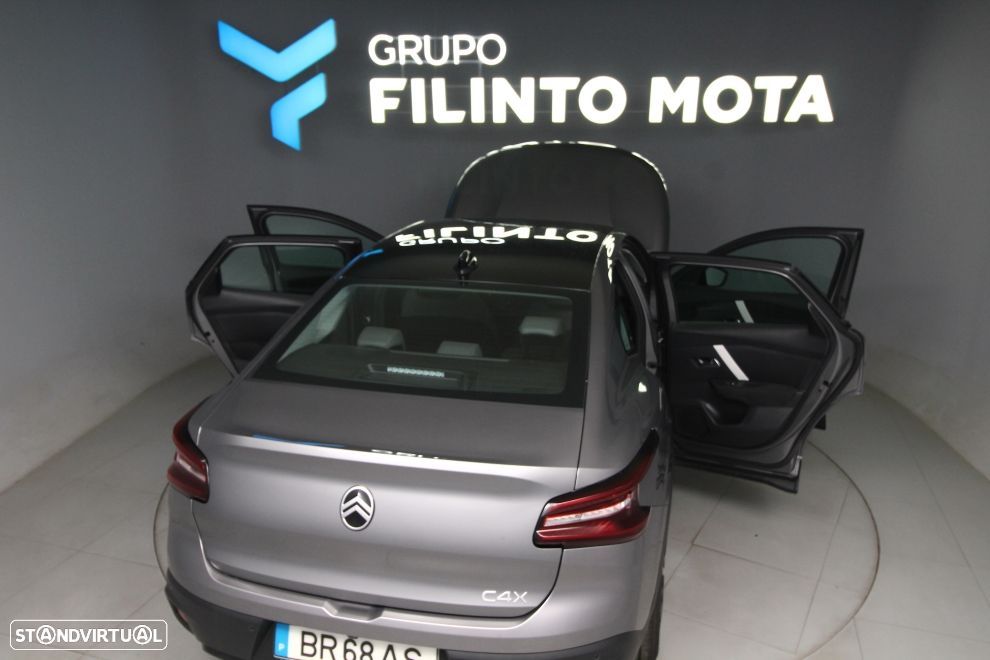 Citroën C4 X 1.2 Hybrid Plus e-DSC6 - 10