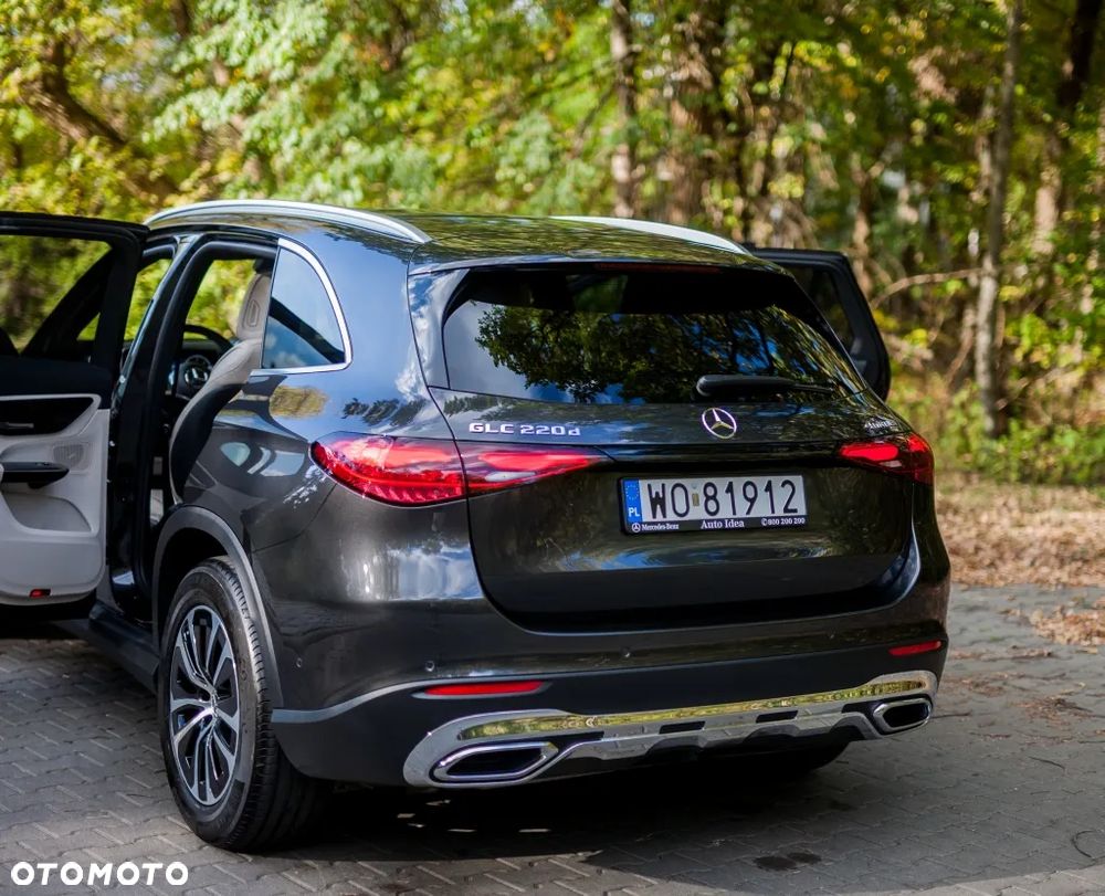 Mercedes-Benz GLC - 41