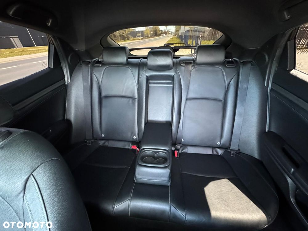 Honda Civic 1.5 i-VTEC Turbo Prestige - 24