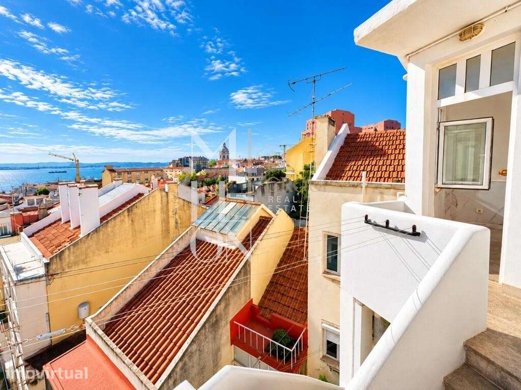 T2 remodelado na Graça, com vista Tejo, suíte e possibilidade de aprov - Grande imagem: 2/50