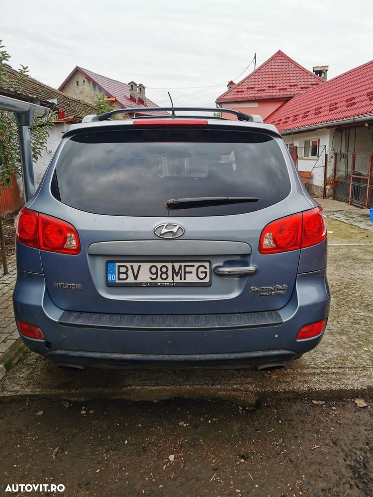 Hyundai Santa Fe 2.2 DSL VGT 7 SEATS 4WD AT PREMIUM - 2