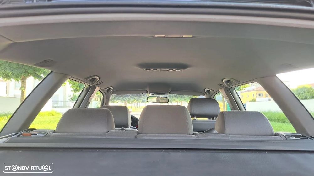 Audi A4 Avant 1.9 TDI Attraction - 14