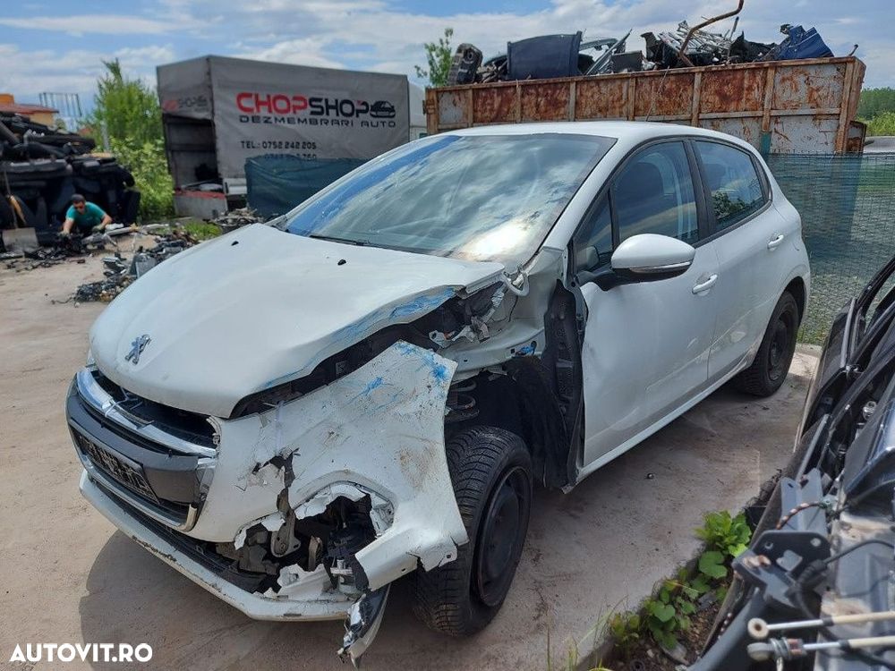 Oglinda stanga completa Peugeot 208 2017 Hatchback 1.6 HDI DV6FE - 12