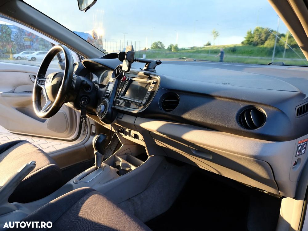 Honda Insight - 17