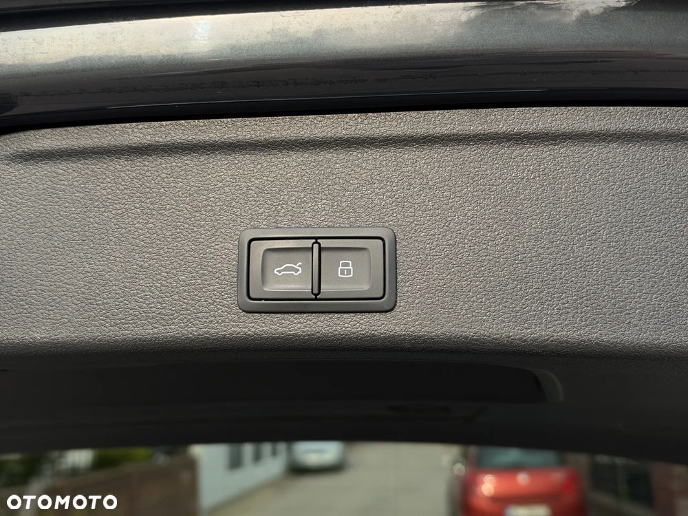 Audi A4 Avant 40 TFSI mHEV Quattro Advanced S tronic - 36
