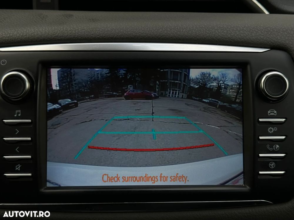 Toyota Yaris 1.5 VVT-i Life - 24