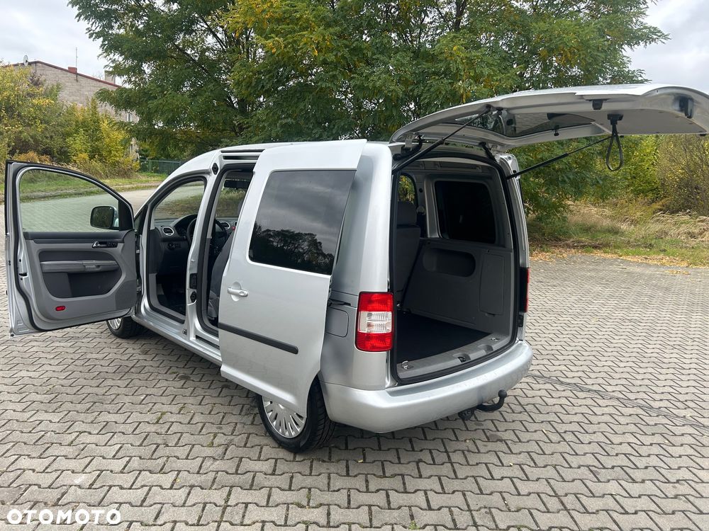 Volkswagen Caddy - 27