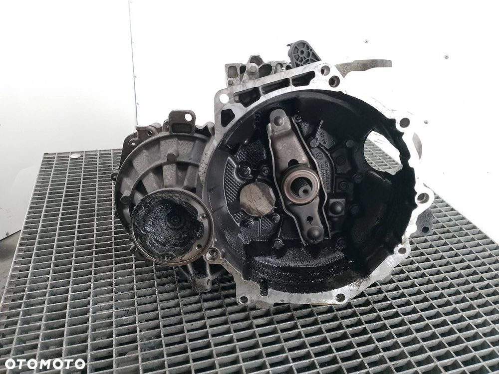 SKRZYNIA BIEGÓW MANUALNA SKODA OCTAVIA II FL MDP 1.8 TSI - 1