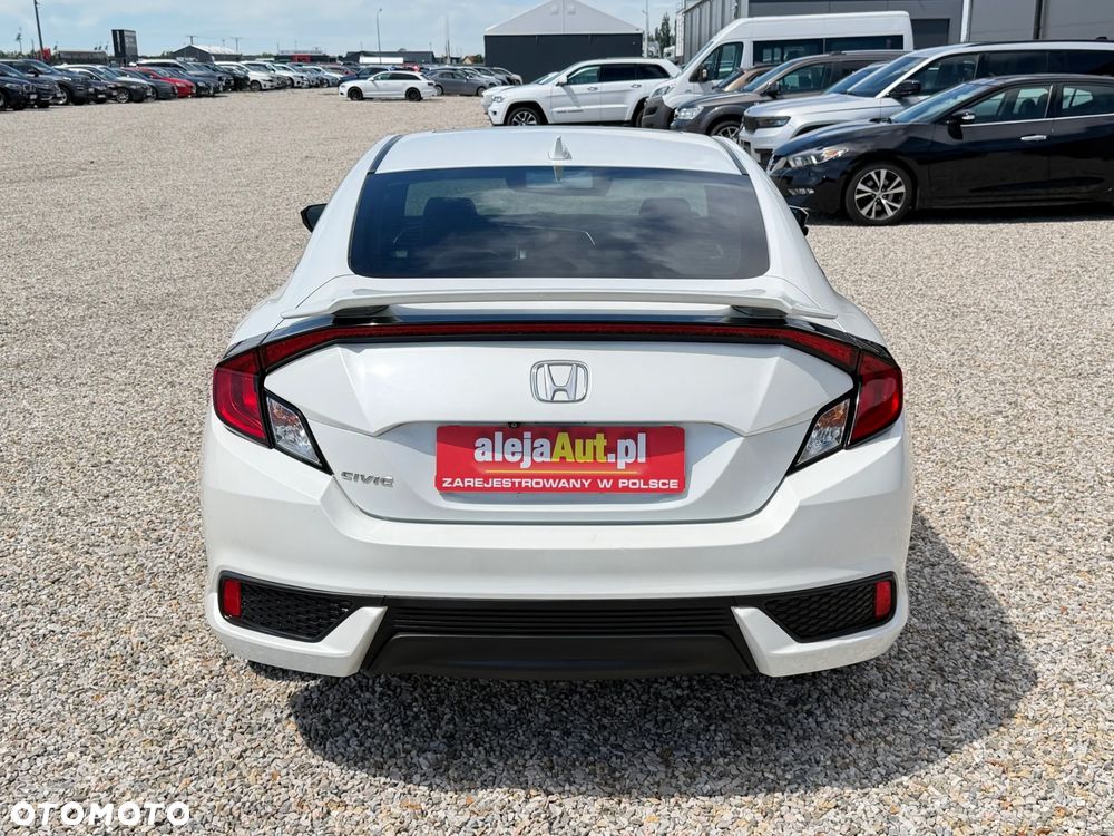 Honda Civic 1.5 i-VTEC Turbo CVT Elegance - 13