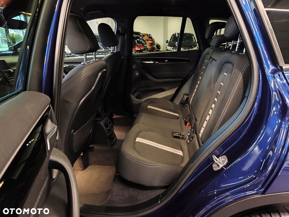 BMW X1 sDrive18d M Sport sport - 8