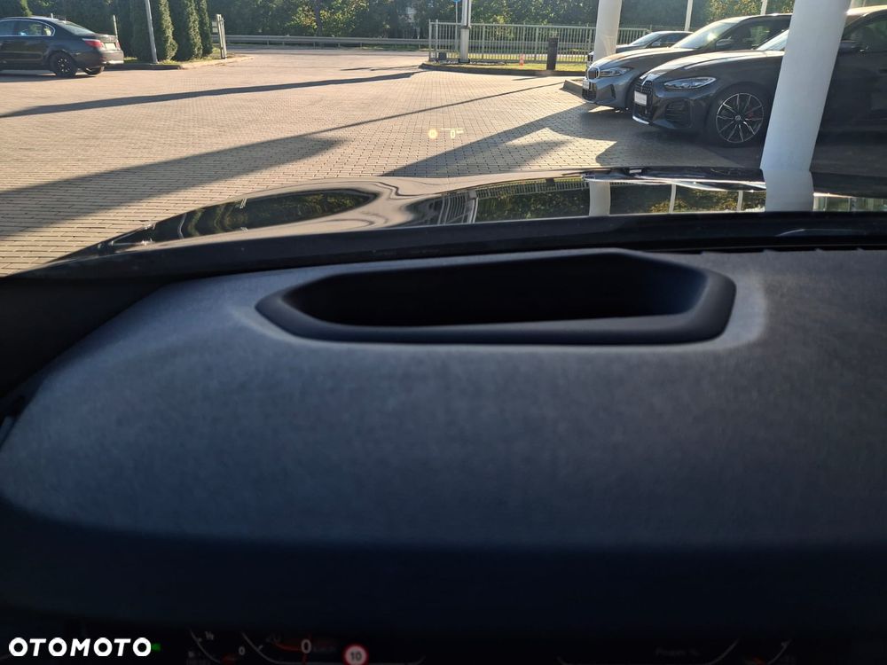 BMW Seria 5 520d M Sport - 15