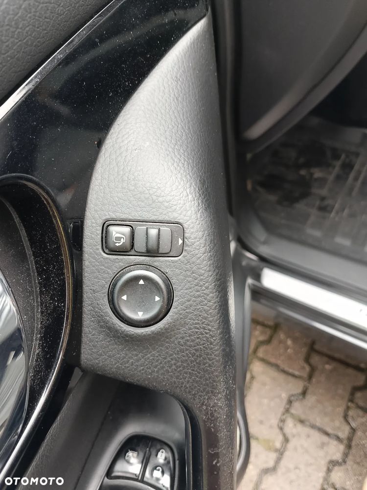 Nissan Qashqai 1.6 DIG-T N-Connecta - 13