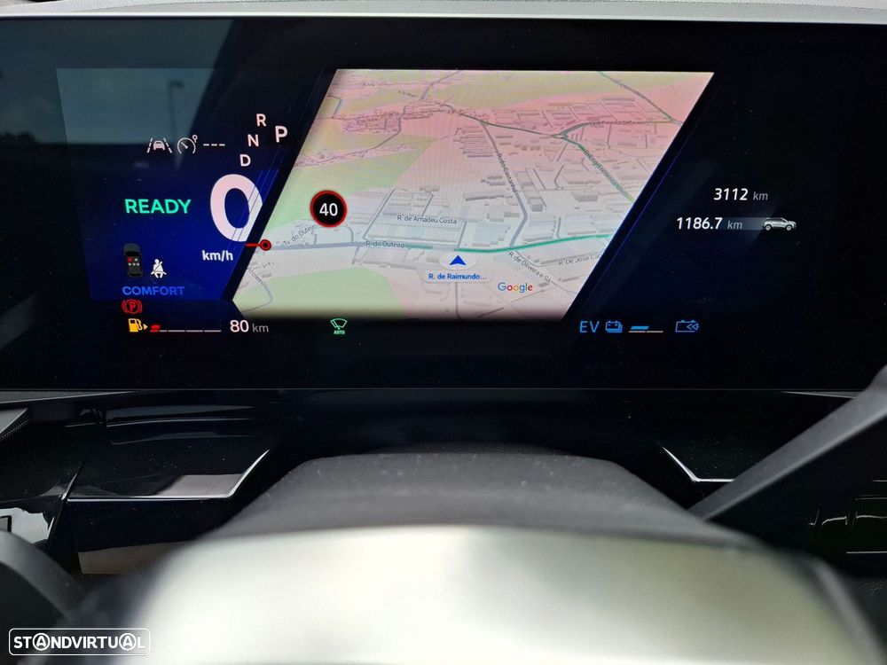 Renault Austral 1.2 E-Tech Iconic Espirit - 19