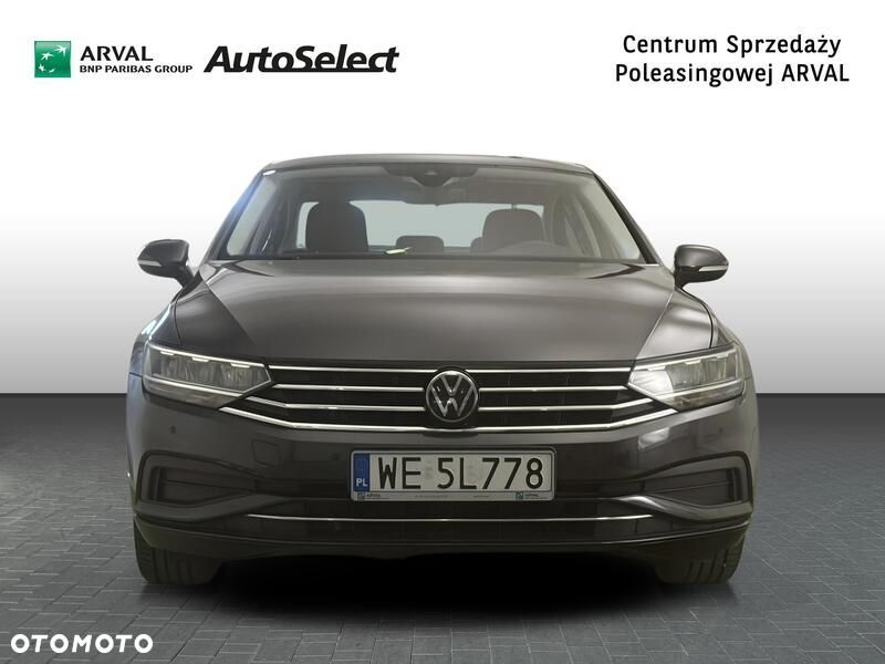 Volkswagen Passat 1.5 TSI EVO Business DSG - 9