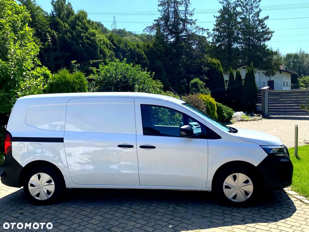 Nissan TOWNSTAR - 36