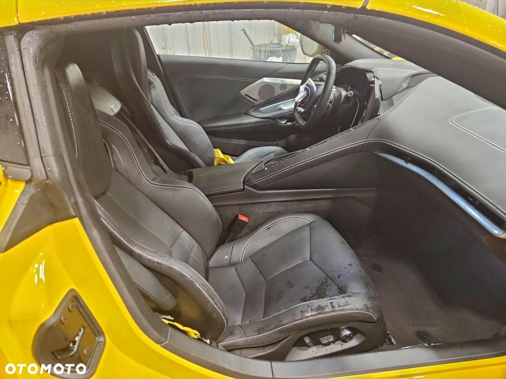 Chevrolet Corvette Stingray 2LT 6.2 V8 Automatik - 11