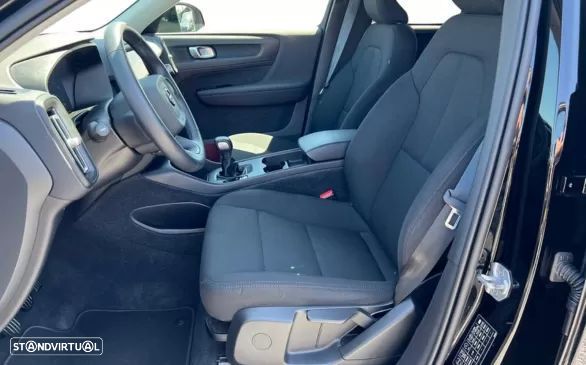 Volvo XC 40 1.5 T2 Momentum - 10