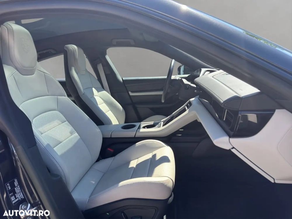 Porsche Taycan Performancebatterie Plus - 15