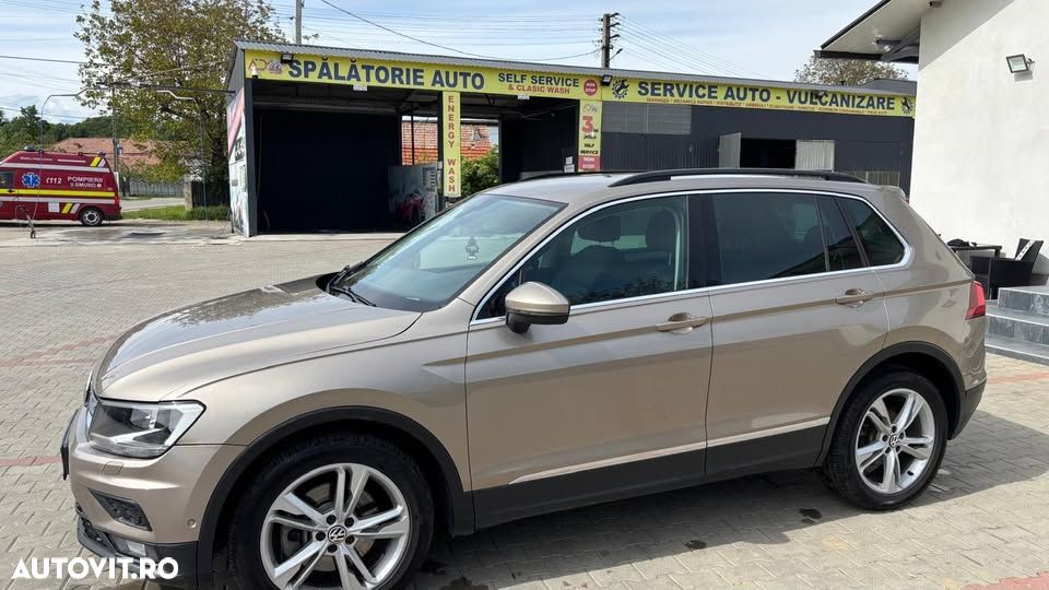 Volkswagen Tiguan 2.0 TDI 4Mot DSG Comfortline - 16