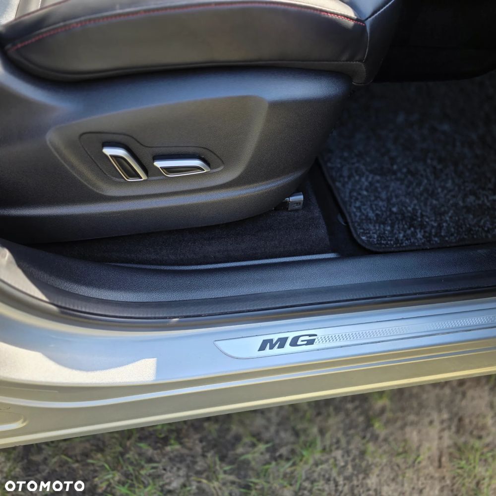 MG HS PHEV 1.5T-GDI Luxury - 23