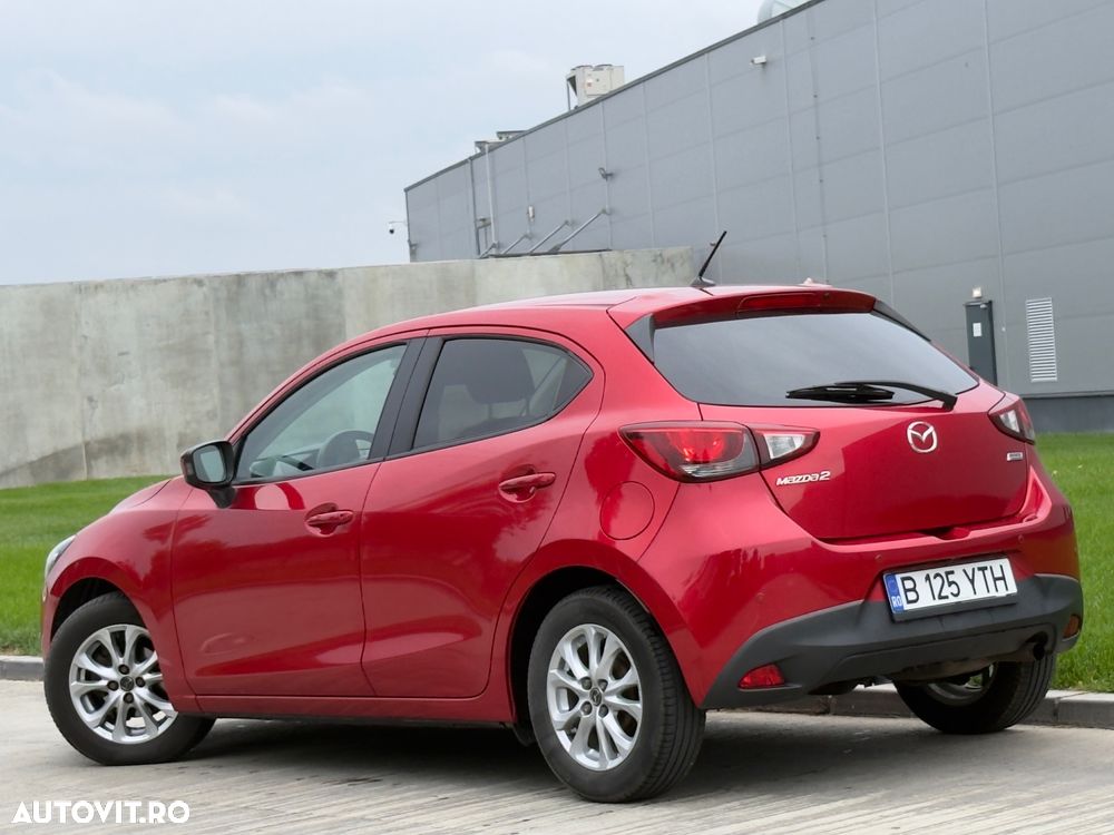 Mazda 2 - 10