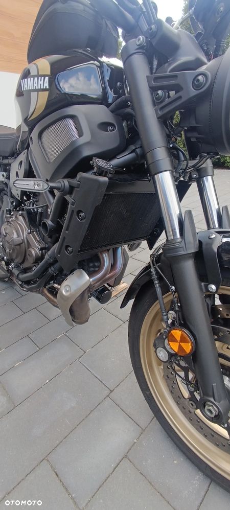 Yamaha XSR - 9