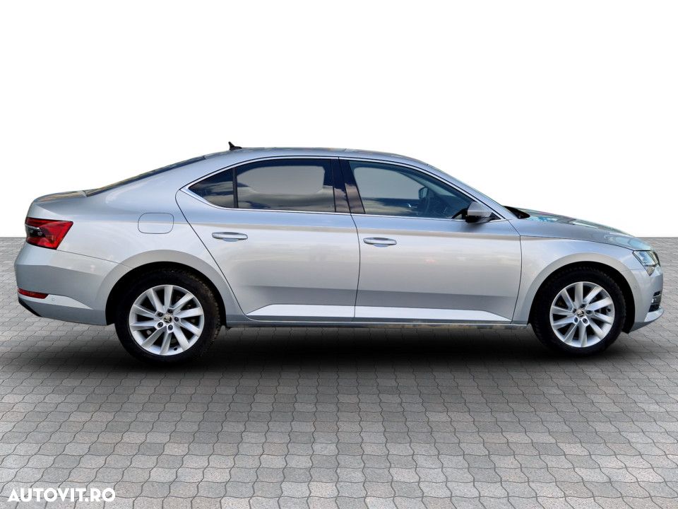 Skoda Superb 2.0 TDI DSG Style - 7