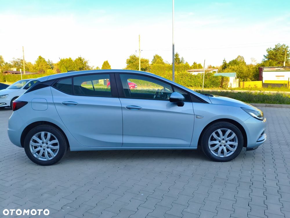 Opel Astra - 4