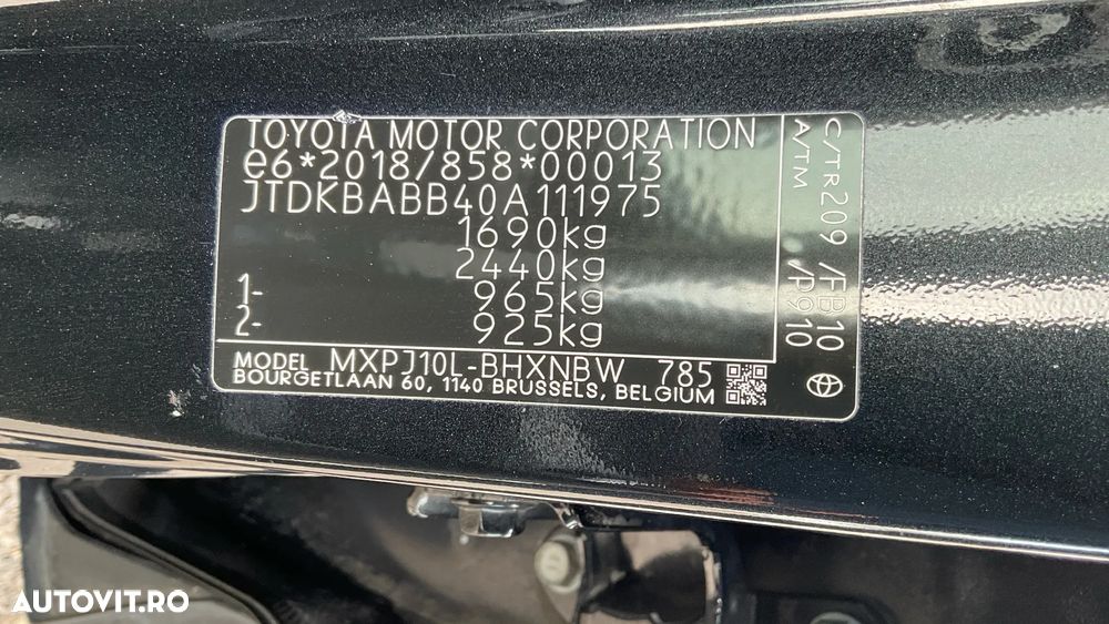 Toyota Yaris Cross 1.5 VVT-i HSD 4x2 Eco - 32