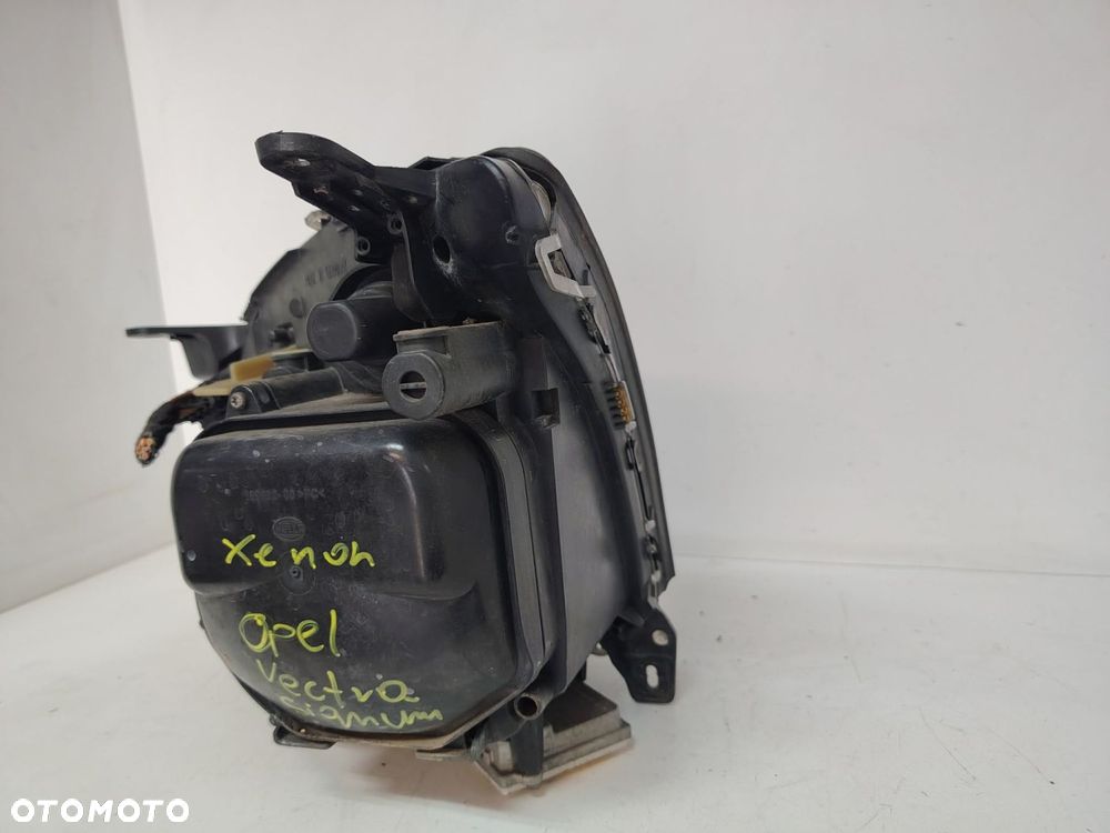 OPEL VECTRA C XENON  SIGNUM LAMPA PRZÓD PRZEDNIA PRAWA EUROPA 159 872-00 - 4